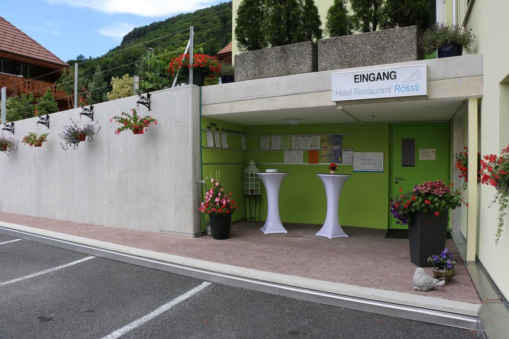 Hotel Restaurant Roessli Uetendorf Exterior foto